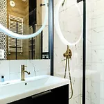 Aboutartapartments - By The River * Wrocław