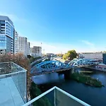 Apartment Aboutartapartments - By The River