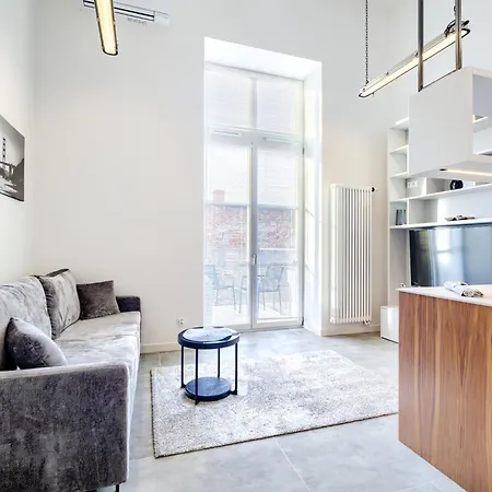 Apartment Aboutartapartments - By The River