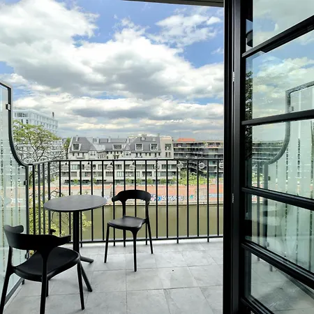 Aboutartapartments - By The River * Wrocław