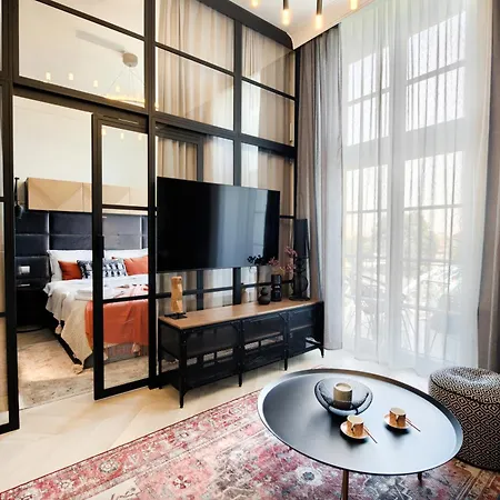 Aboutartapartments - By The River