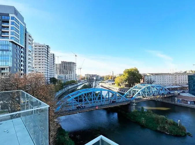 Appartamento Aboutartapartments - By The River