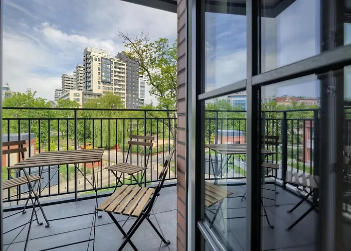 Aboutartapartments - By The River Apartment